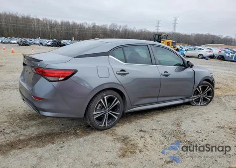 2021 Nissan Sentra Sr z USA, uszkodzony, nr VIN 3N1AB8DV1MY331994